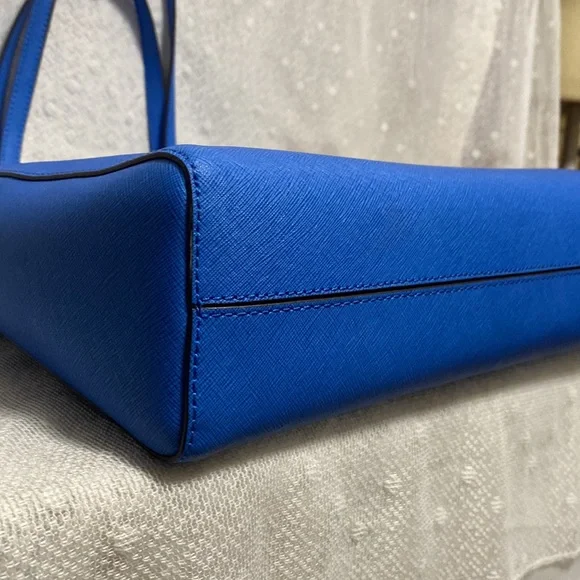 *SOLD*MICHAEL Michael Kors Jet Set Travel LG NS Saffiano Leather Tote In Blue - Picture 11 of 15